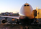 Vor 45 Jahren, am 9. Februar 1969, absolvierte die Boeing-747 ihren Erstflug. Die ursprünglich von Chefentwickler Joe Sutter und seinem Team gebaute Maschine ist seit 2009 in ihrer aktuellen Version 747-8 rund 1 m länger als ein A 380. KW 07 (geplant für 09.02.2014), Vorzug für Datei:Boeing 747-8I render in flight.jpg