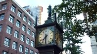 Файл: Паровые часы Vancouver Gastown chiming.webm