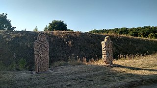 Deux monuments.