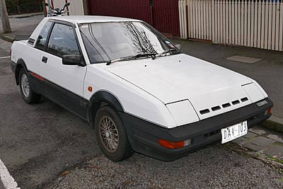 400px-1985_Nissan_Pulsar_%28N12%29_EXA_Turbo_coupe_%282015-07-25%29_01.jpg
