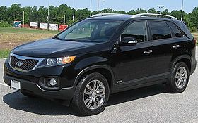 2011 Kia Sorento EX -- 06-30-2010.jpg