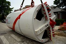 Urban installation for an 2.1-meter (84 in) sewer in Chicago, IL, USA 2014-06-30 7356x4904 chicago tbm.jpg