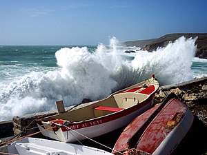 17/06: Mar tempestuós a Plogoff (Bretanya) davant el mar d'Iroise.