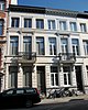 Geheel van gekoppelde burgerhuizen in neoclassicistische stijl