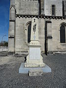 Le monument aux morts.