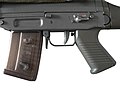 SG 550 có thể lựa chọn các chế độ bắn bán tự động, điểm xạ và tự động