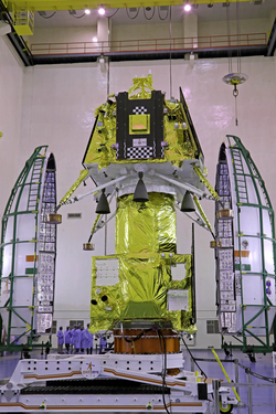 चंद्रयान-3 का एकीकृत मॉड्यूल, कैप्सूल में भरे जाने से ठीक पहले