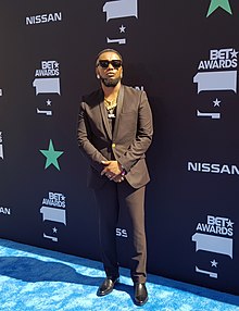 DIZZY DIDDY BET AWARDS 2019.jpg