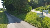 Eine Radwegekreuzung des Schüpfbachtalradweges bei Lengenrieden