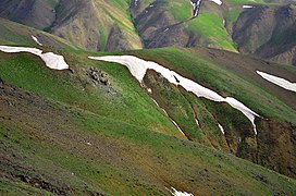 Iran - Hamedan - Alvand mountain (Tarik Darreh Ski Resort Road) - panoramio.jpg