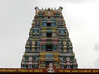 Храм Джогуламба гопурам алампур.JPG