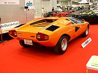 Lamborghini Countach LP400 traseira