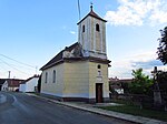 Overview of Holy Trinity Chapel in Slatina, Znojmo District.JPG