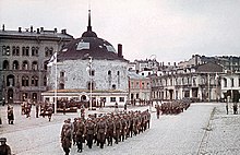 Finnish soldiers on parade after the recapture of Vyborg, August 1941. Paraati viipurissa.jpg