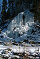 Замрзнатиот водопад на Радау во зима