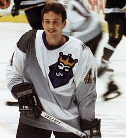 Yanic Perreault - Los Angeles Kings.jpg