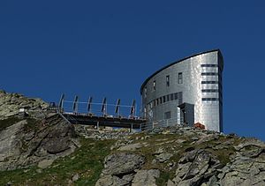 Cabane du Vélan