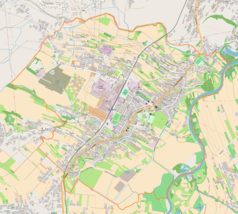 Mapa konturowa Boguchwały, blisko centrum na prawo znajduje się punkt z opisem „Parafia św. Stanisławaw Boguchwale”