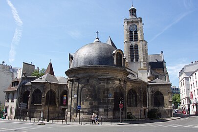 Le chevet de l'église du côté de la rue du Faubourg Saint-Martin.