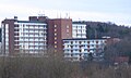 Blick von Wiepenkathen auf das Elbe Klinikum Stade.