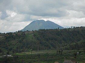 Vue du Telomoyo depuis le col de Ketep.