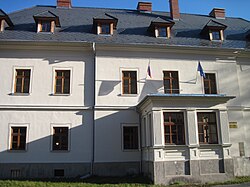 Historická budova Solného úřadu v Liptovském Hrádku, která je sídlem národopisného muzea