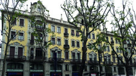 El Palazzo Priotti, también de Carlo Ceppi.