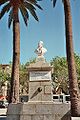 Monument à l'honneur de Pascal Paoli à L'Île-Rousse.