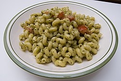 Pesto Cavatappi.