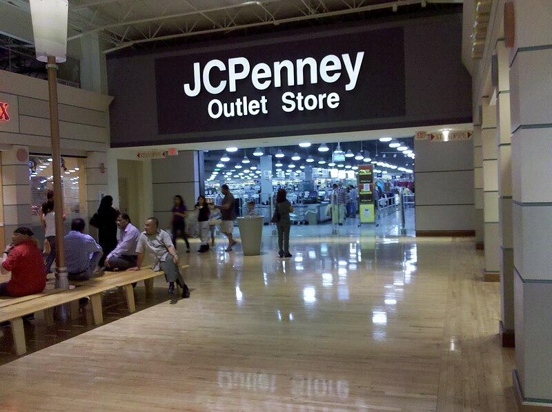 Description Potomac Mills JCPenney Outlet mall entrance.jpg