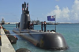 A HHI submarine