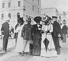 The women of Queensland were granted the right to vote in 1905. StateLibQld 1 76283 Women at the first state election comparing notes, Brisbane, 1907 , (suffragette movement in Queensland).jpg