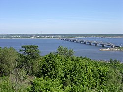 Волга в окрестностях Ульяновска; \nвид на Императорский мост