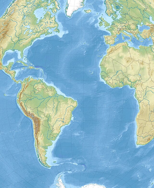 Mapa konturowa Oceanu Atlantyckiego, u góry nieco na prawo znajduje się punkt z opisem „Las Palmas de Gran Canaria”