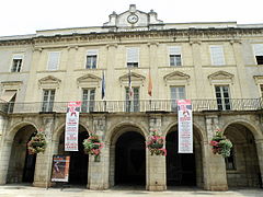 Hôtel de ville (City hall)