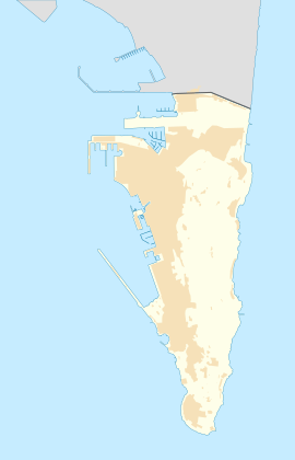 Mapa konturowa Gibraltaru, u góry nieco na prawo znajduje się punkt z opisem „Victoria Stadium”