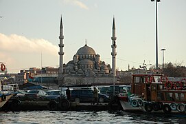 Istanbul - Mesquita Nova des del Bòsfor