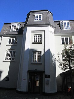 Langebrogade 6