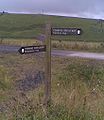 Wegweiser bei Parsley Hay, wo die Route des High Peak Trail sich mit dem Tissington Trail vereinigt.