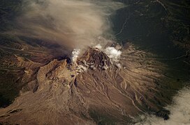 El Shivéluch en erupción, tomado desde la ISS 2007