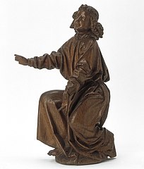 Figurine en chêne, ange du gothique tardif.