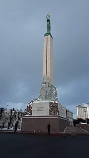 Miniatura para Monumento a la Libertad (Riga)