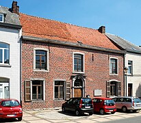 Ancienne auberge du Roy d'Espagne]] à Genappe (Belgique).