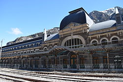 Estació Internacional de Canfranc.JPG