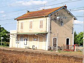 Image illustrative de l’article Gare d'Étigny - Véron