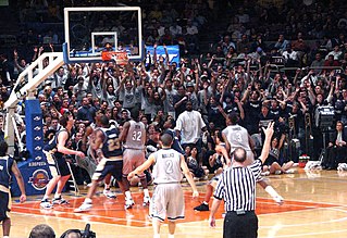 Georgetown scores against Pittsburgh
