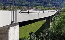 Detailaufnahme der Brüstung auf der Westseite des Viadukts