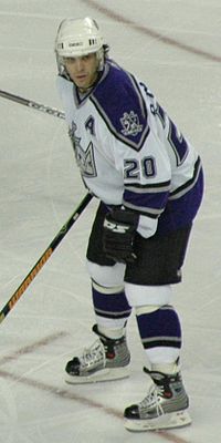 Luc Robitaille v dresu Los Angeles Kings.