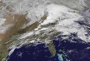 GOES-13-Satellitenbild des Sturmsystems am 2. März