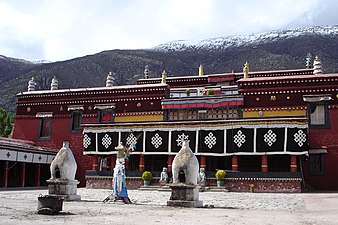 Main temple in 2006